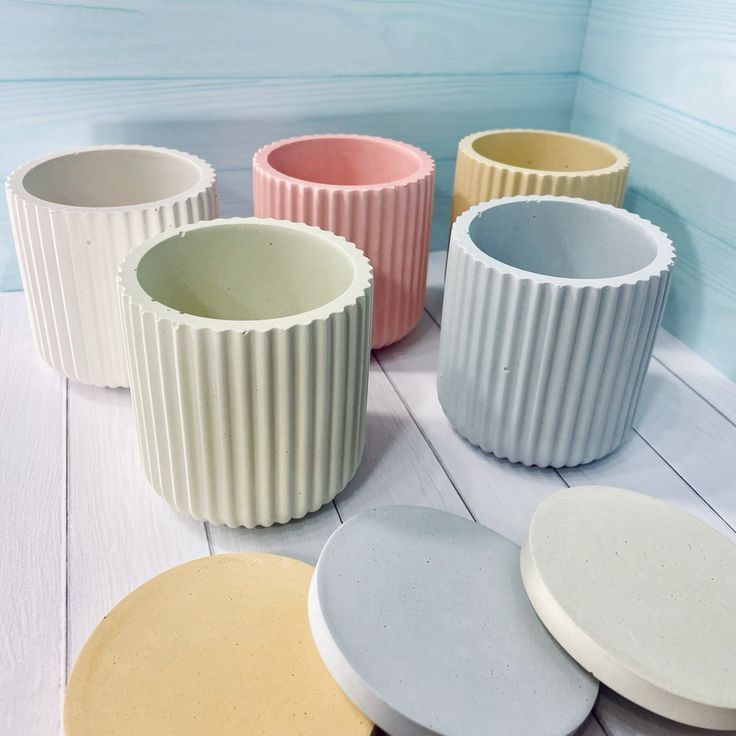 Ribbed Gypsum Candle Cup